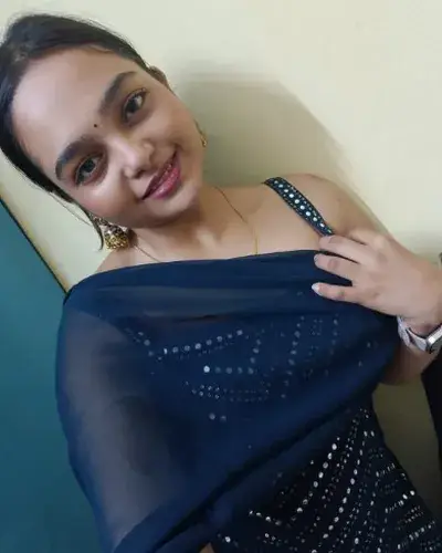 Lumla Escorts Service
